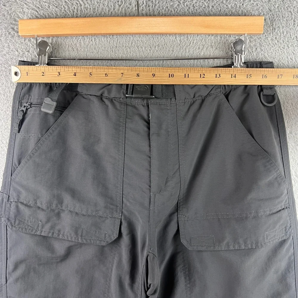 The North Face Mens Convertible Cargo Hiking Pants Dark Gray Size Medium Short
